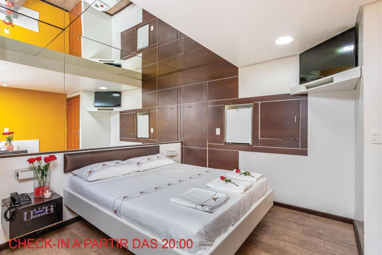 Motel Porto Dos Casais Порту-Алегри Экстерьер фото