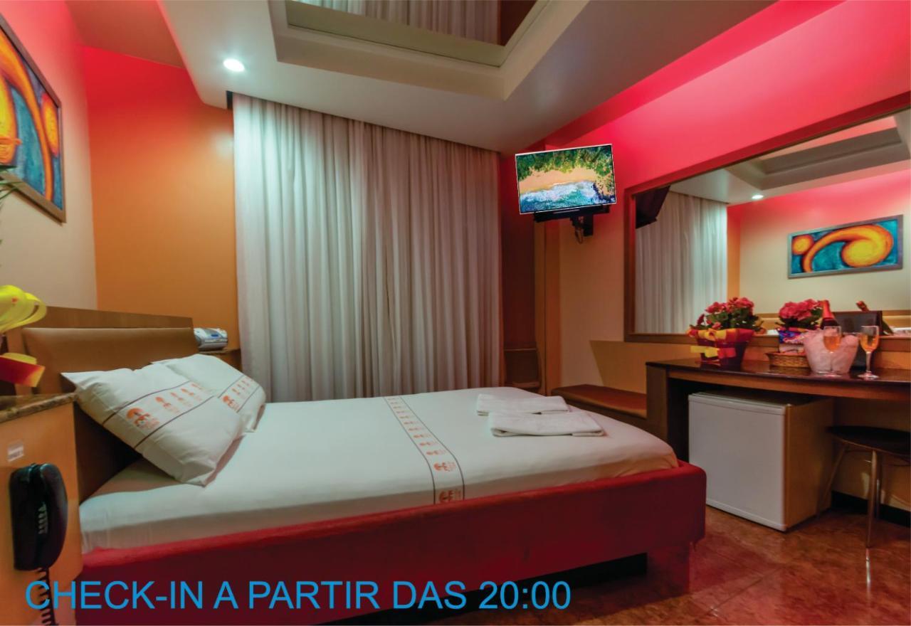 Motel Porto Dos Casais Порту-Алегри Экстерьер фото