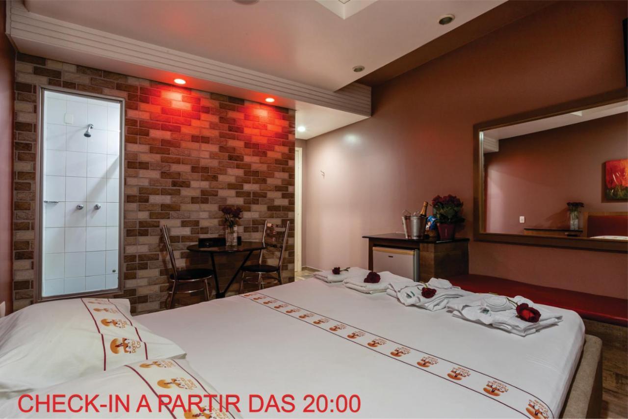 Motel Porto Dos Casais Порту-Алегри Экстерьер фото